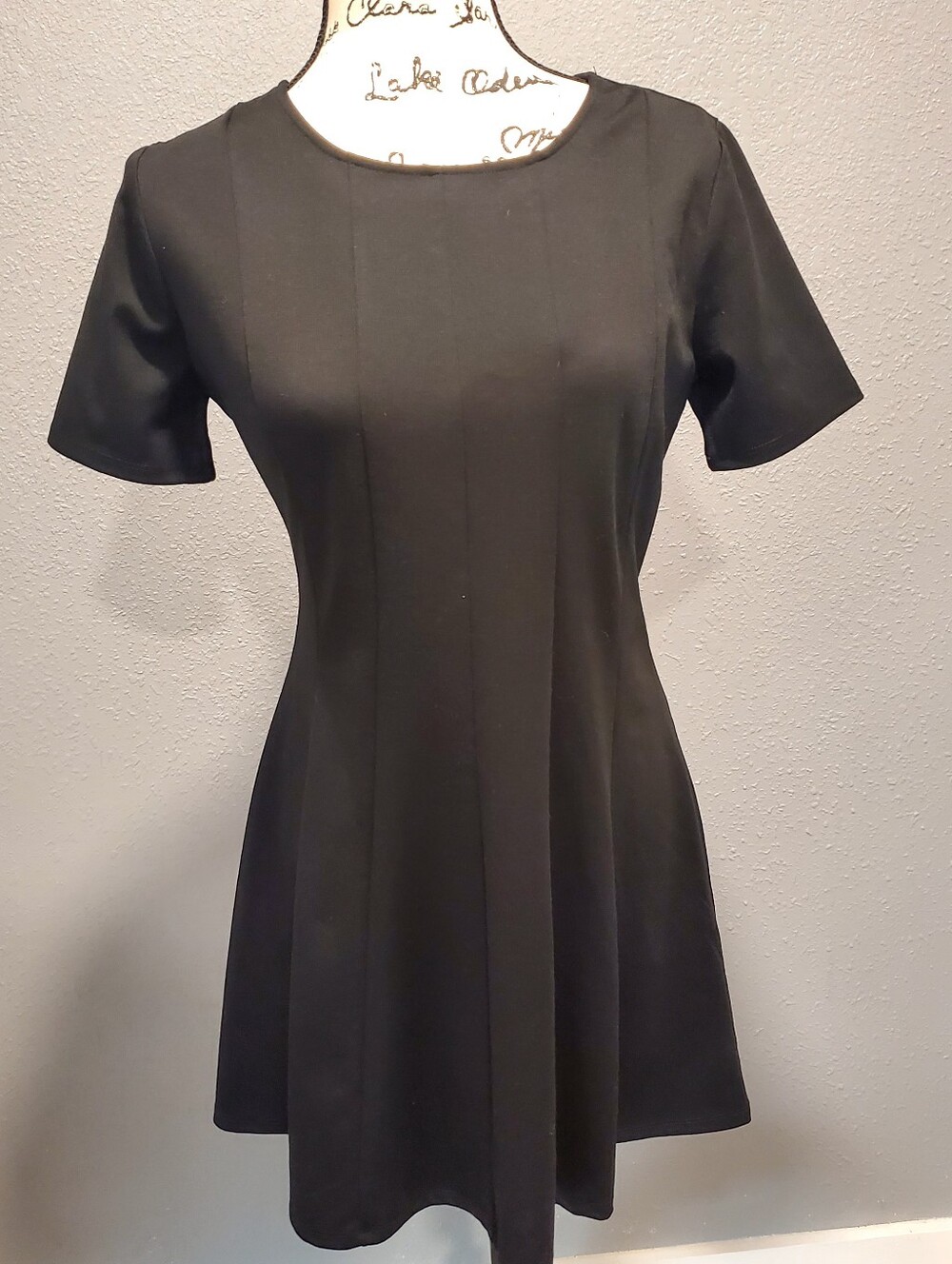One clothing Black Short-Sleeve Fit & Flare Dress Size Large